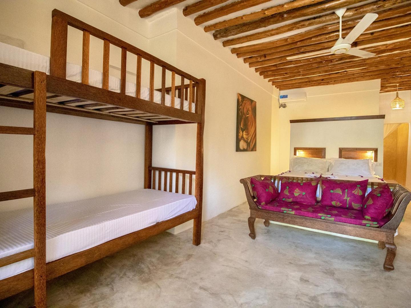Rosa Maria Zanzibar